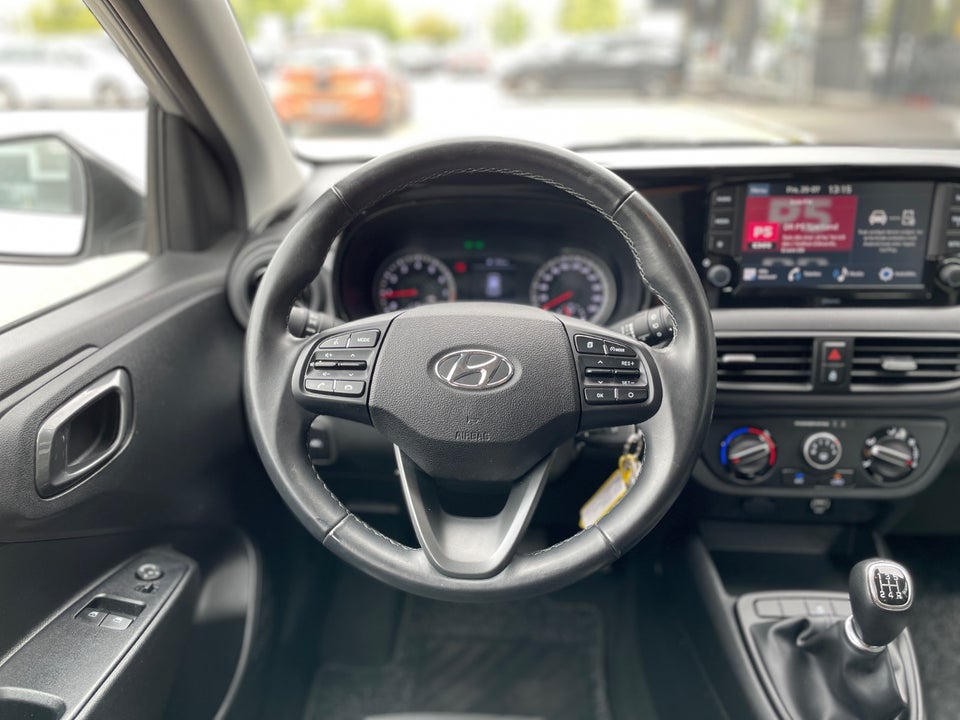 Hyundai i10 1,0 MPi Essential 5d