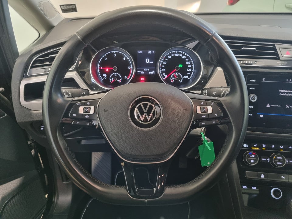 VW Touran 2,0 TDi 150 Comfortline+ DSG 7prs 5d