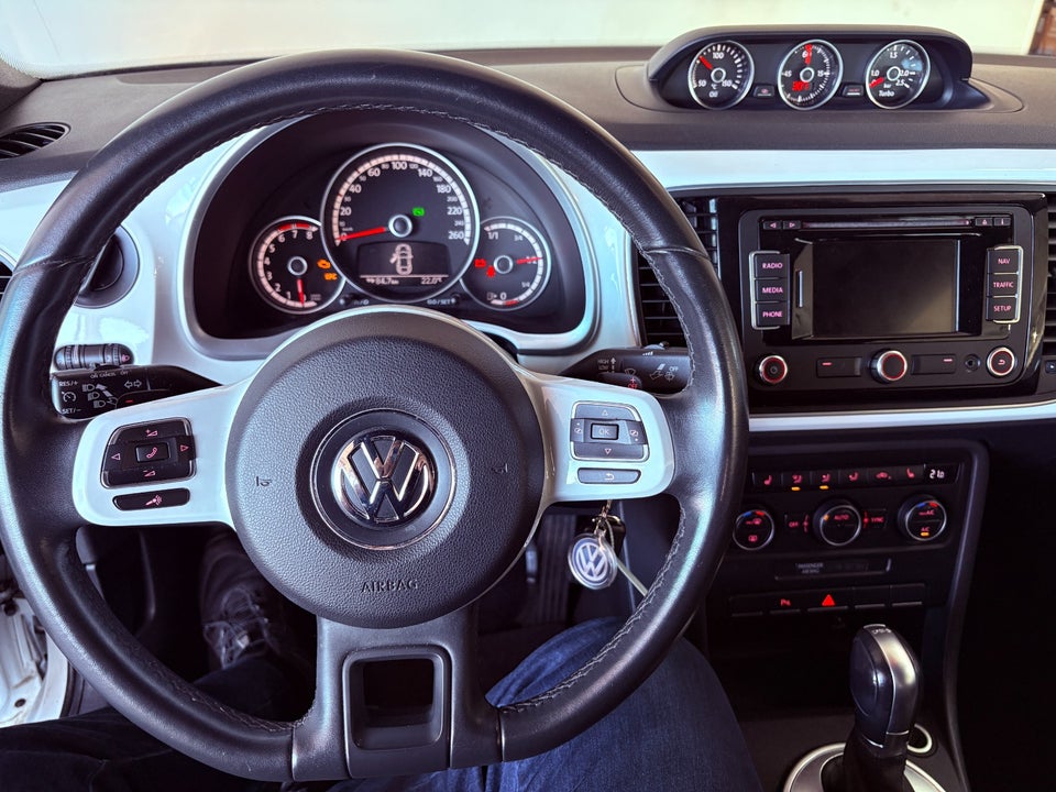 VW The Beetle 1,4 TSi 160 Design Cabriolet DSG 2d