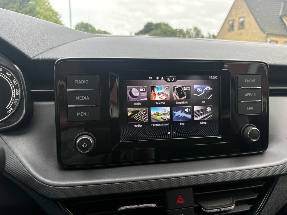 Skoda Scala 1,0 TSi 115 Ambition 5d