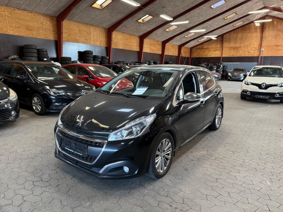 Peugeot 208 1,6 BlueHDi 100 Desire Sky 5d