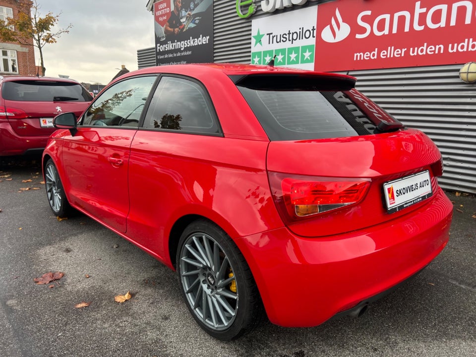 Audi A1 1,2 TFSi 86 Attraction 3d