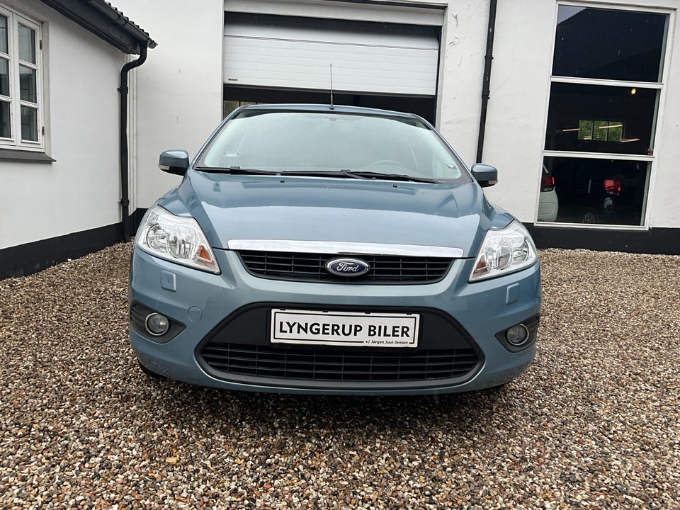 Ford Focus 1,6 Ambiente 3d