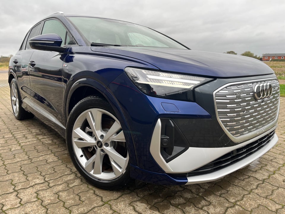 Audi Q4 e-tron 40 S-line 5d