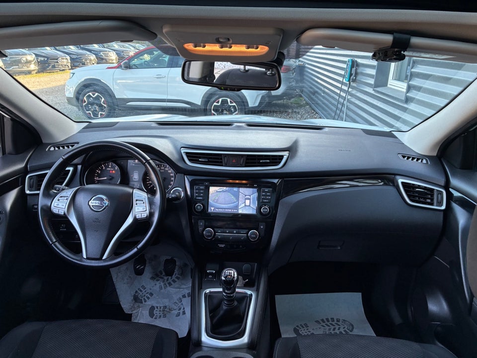 Nissan Qashqai 1,2 Dig-T 115 N-Connecta 5d