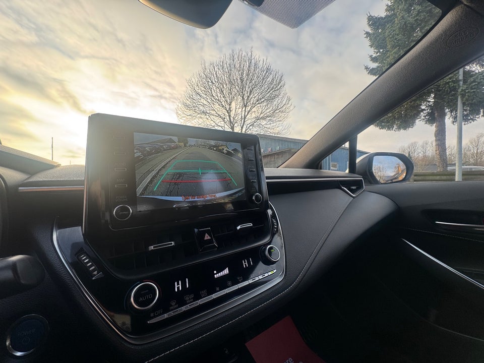 Toyota Corolla 1,8 Hybrid H2 Touring Sports MDS 5d