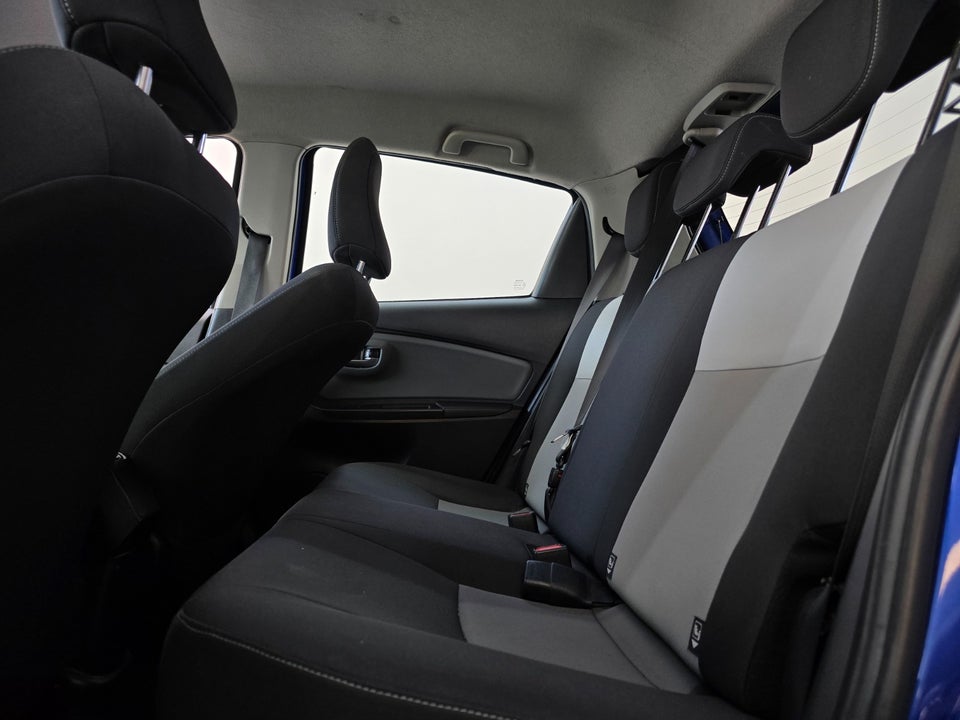 Toyota Yaris 1,0 VVT-i T2 5d