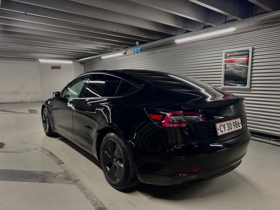 Tesla Model 3 Long Range AWD 4d