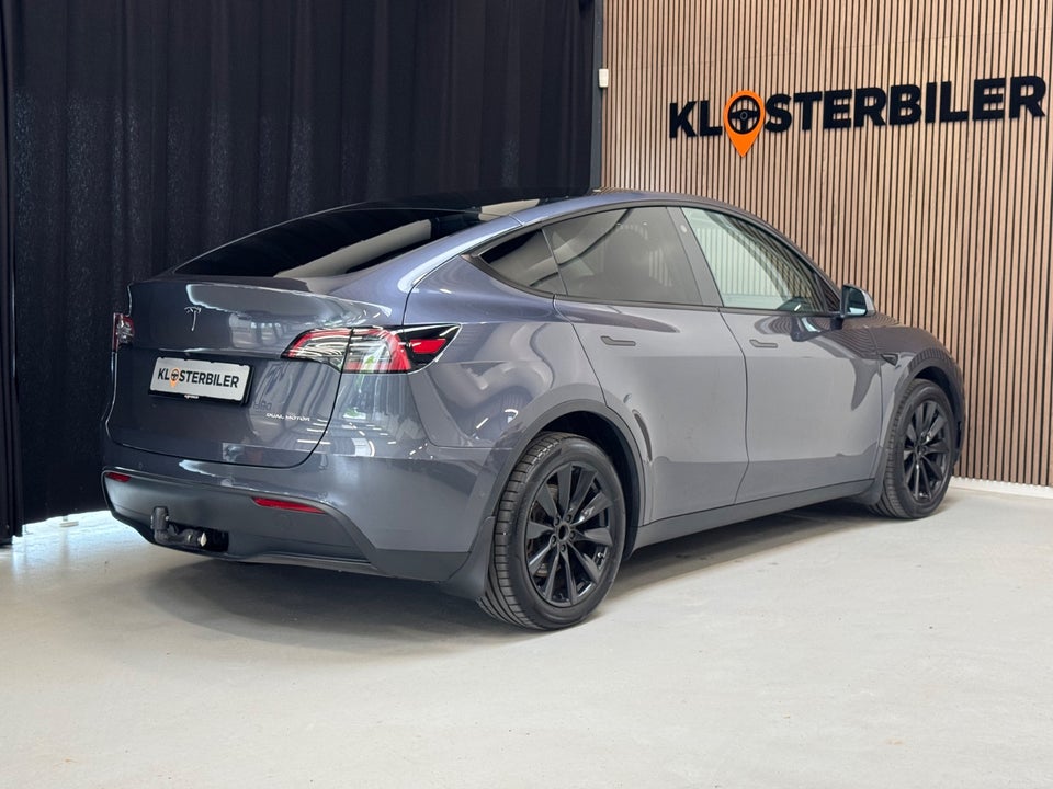 Tesla Model Y Long Range AWD 5d