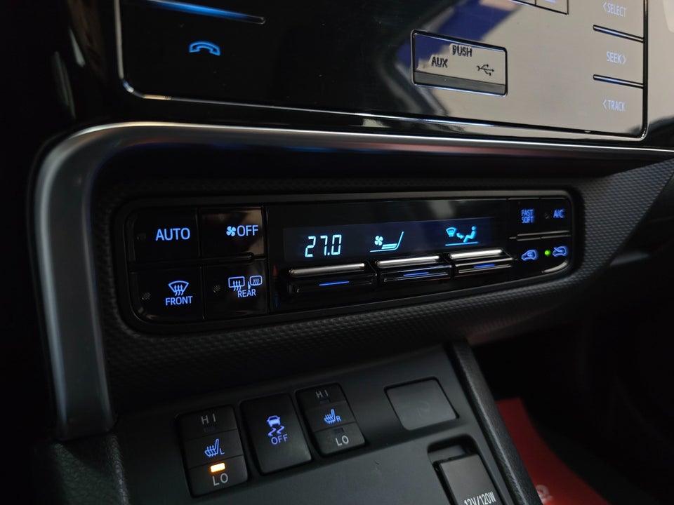 Toyota Auris 1,8 Hybrid H1 CVT 5d