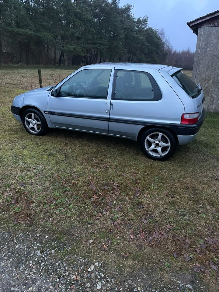 Citroën Saxo 1,4i SX 3d