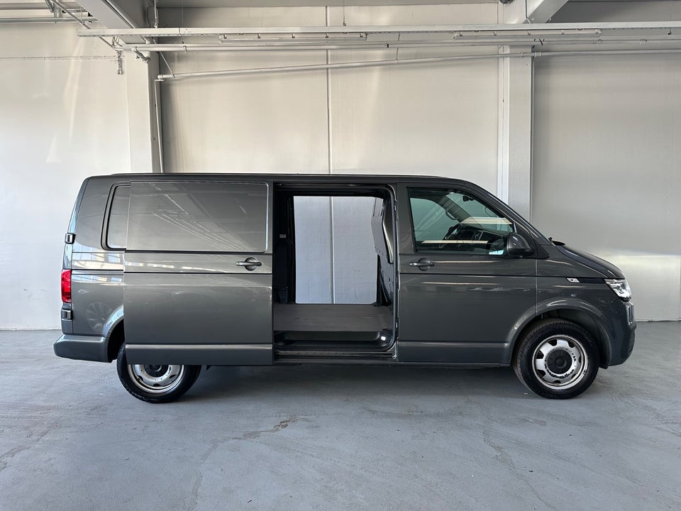 VW Transporter 2,0 TDi 204 Kassevogn DSG lang