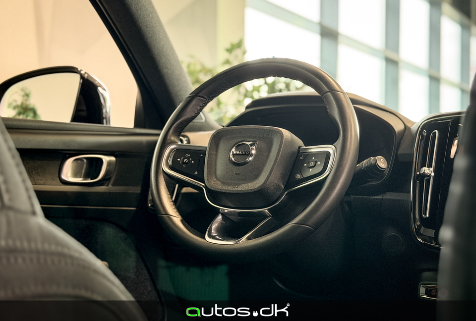 Volvo XC40 P6 ReCharge Plus 5d