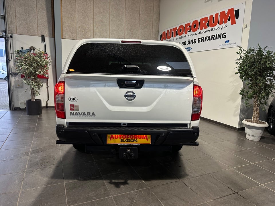 Nissan Navara 2,3 dCi 190 Db.Kab N-Guard aut. 4d