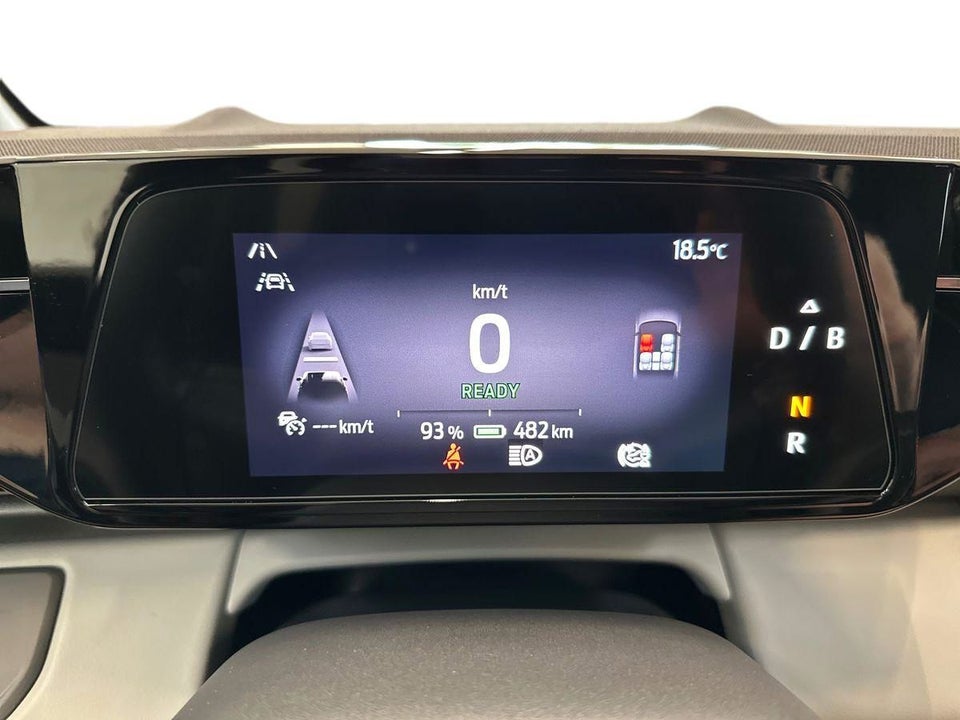 Ford Capri 82 Premium Extended Range 5d