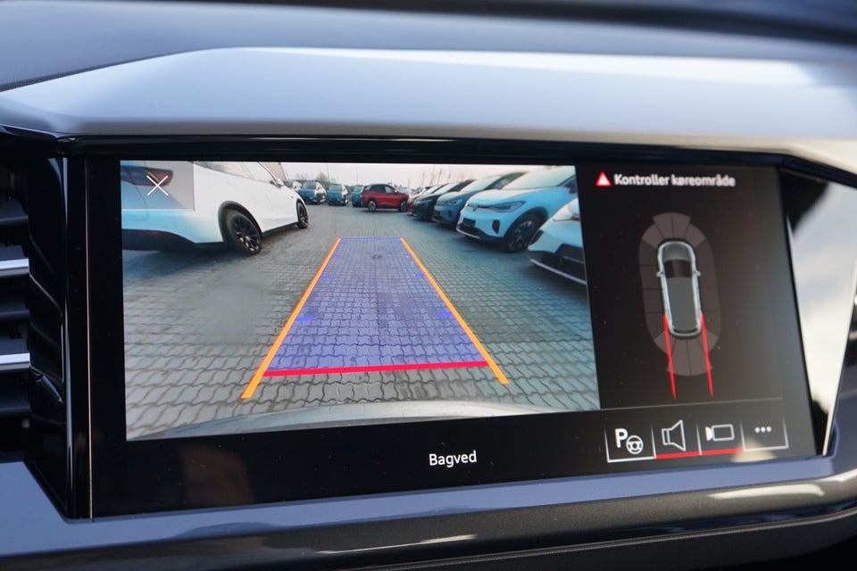 Audi Q4 e-tron 40 S-line 5d