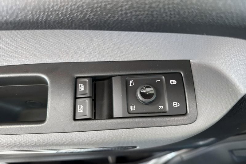 VW ID.Buzz 86 Life 7prs LWB 5d