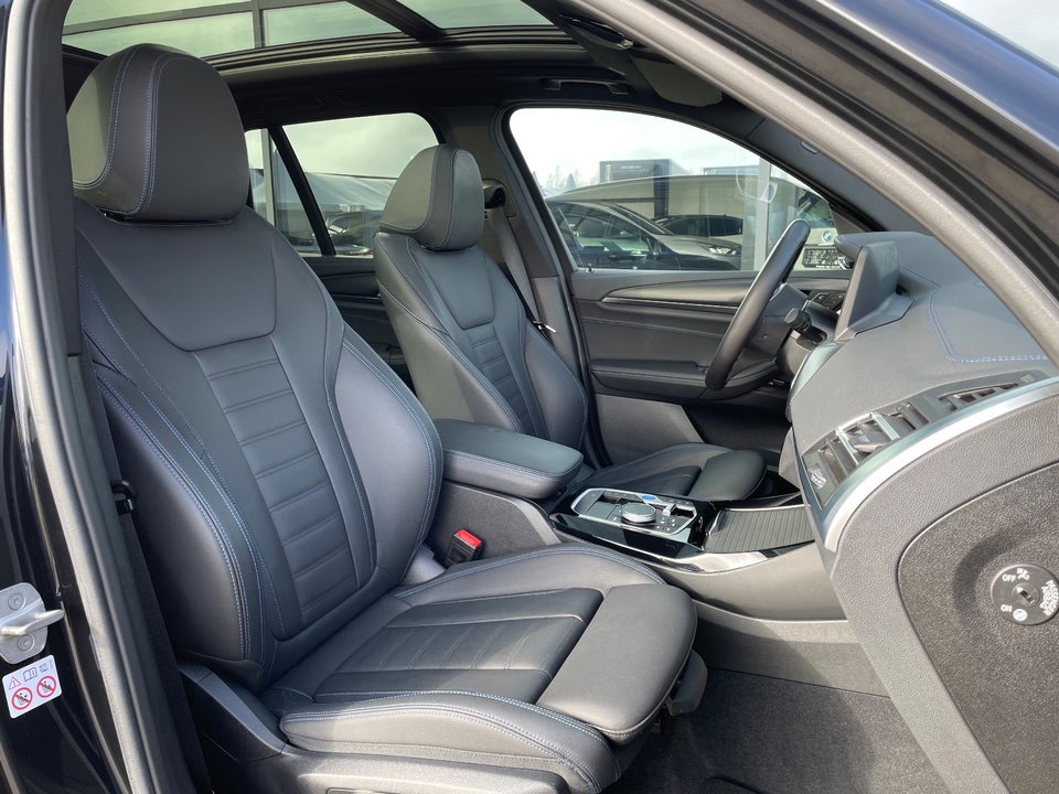 BMW iX3 Charged Plus M-Sport 5d