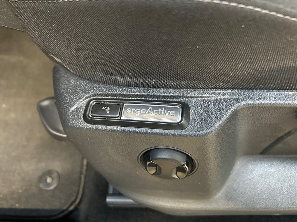 VW Tiguan 2,0 TDi 150 Comfortline DSG 5d