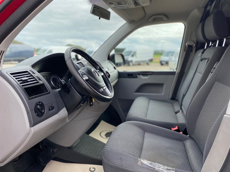 VW Transporter 2,0 TDi 140 Kassevogn DSG lang