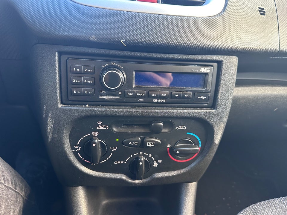 Peugeot 206+ 1,4 HDi 68 Generation 5d