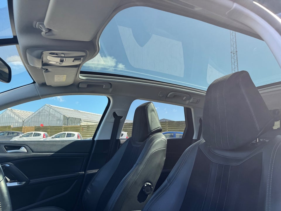 Peugeot 308 1,6 BlueHDi 120 Allure Sky SW EAT6 5d