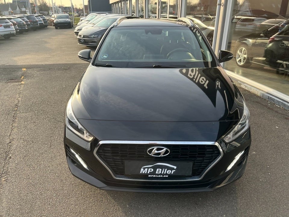 Hyundai i30 1,4 T-GDi Trend stc. DCT 5d