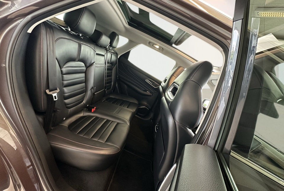 MG EHS 1,5 PHEV Luxury 5d