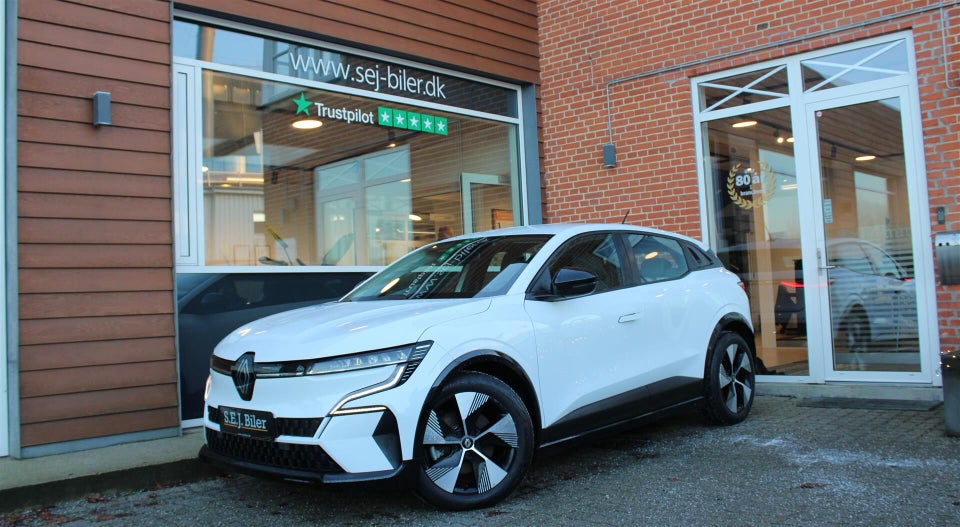 Renault Megane E-Tech 40 Equilibre 5d