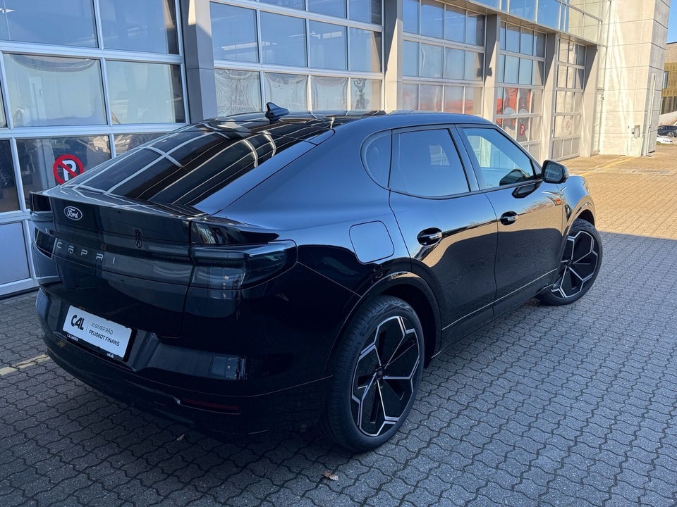 Ford Capri 77 Premium Extended Range 5d