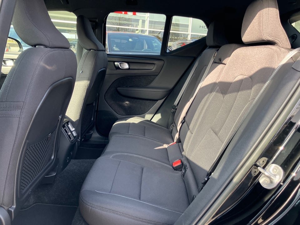 Volvo XC40 P6 ReCharge Core 5d