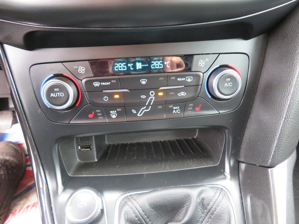 Ford Focus 1,0 SCTi 125 Titanium stc. 5d