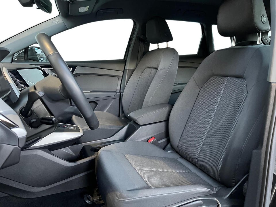 Audi Q4 e-tron 45 Progress 5d