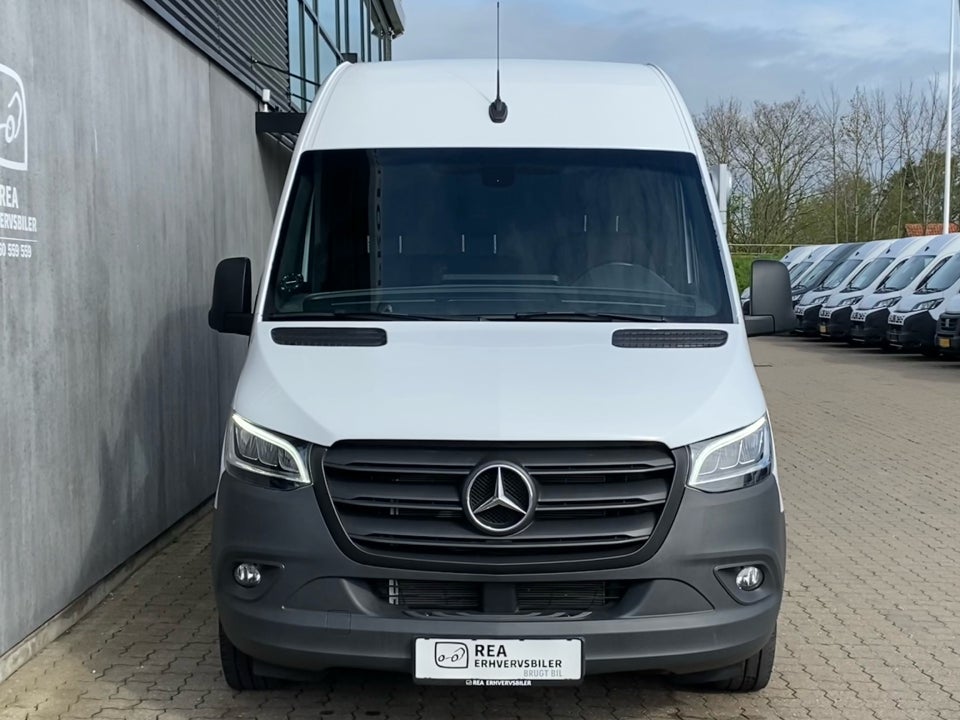 Mercedes Sprinter 215 2,0 CDi A2 Kassevogn aut. FWD