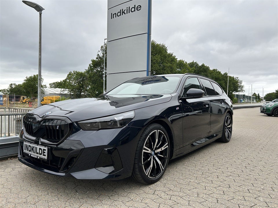 Brugt BMW i5 eDrive40 Touring Fully Charged M-Sport 5d - Bilbasen
