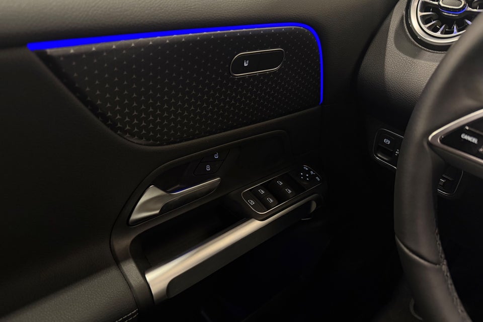 Mercedes EQB300 Progressive 4Matic 5d