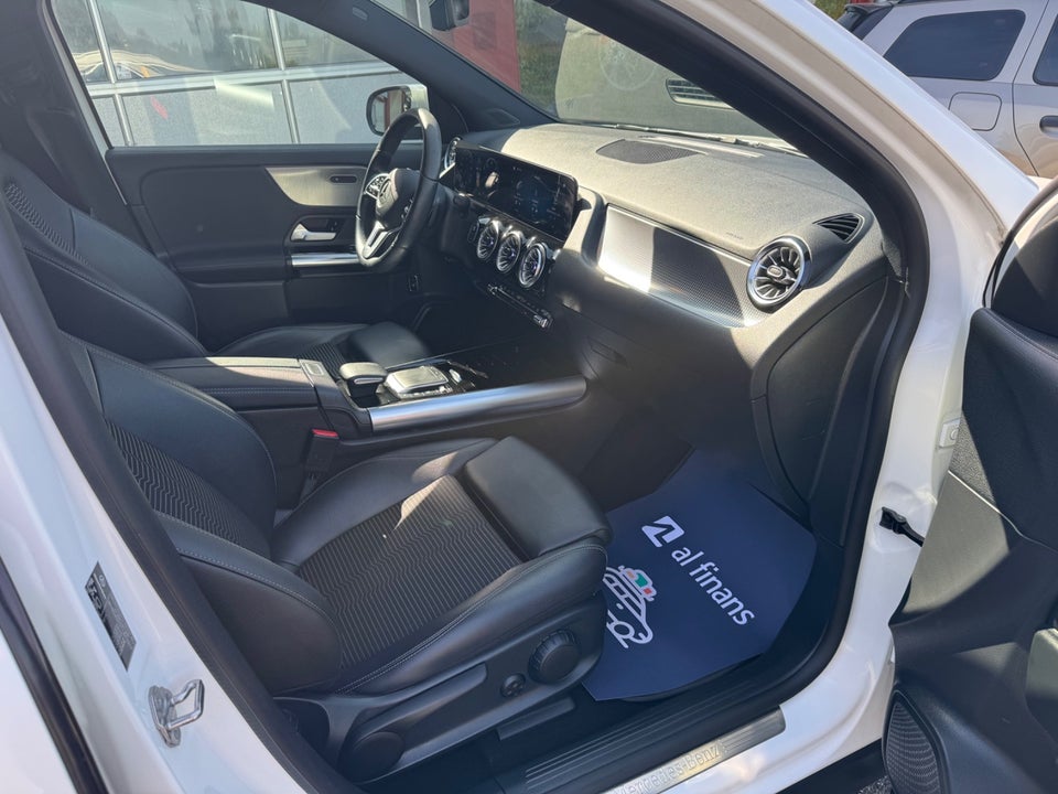 Mercedes EQA250 Progressive 5d