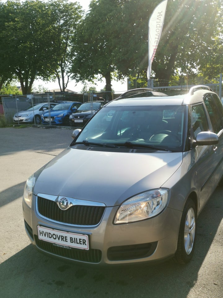 Skoda Roomster 1,6 16V Style aut. 5d