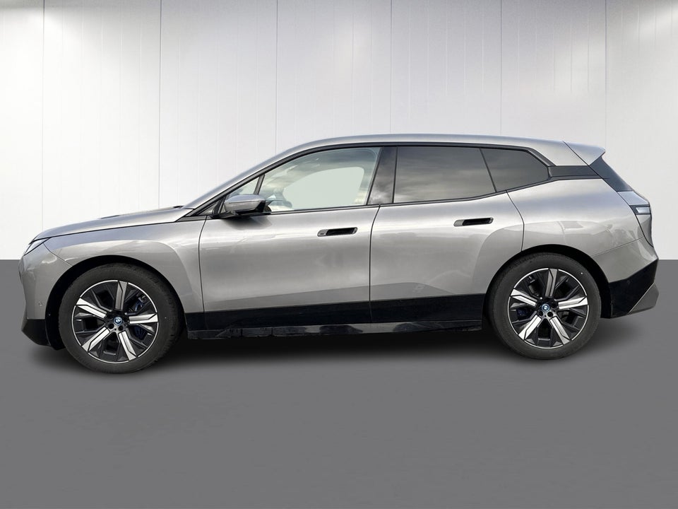 BMW iX xDrive40 Super Charged 5d