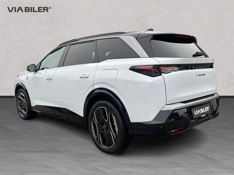 Peugeot e-5008 77 GT 7prs 5d