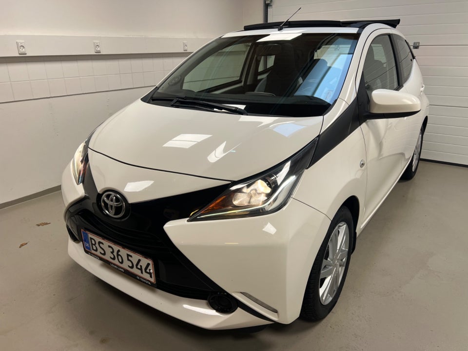 Toyota Aygo 1,0 VVT-i x-sky 5d
