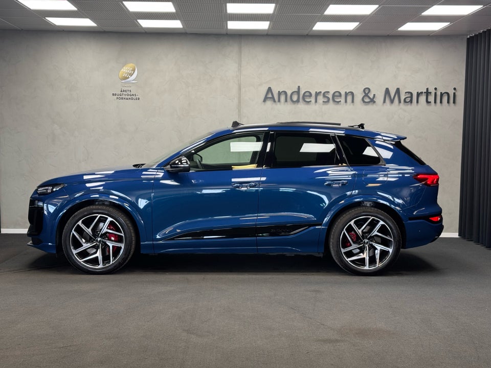 Audi SQ6 e-tron quattro 5d