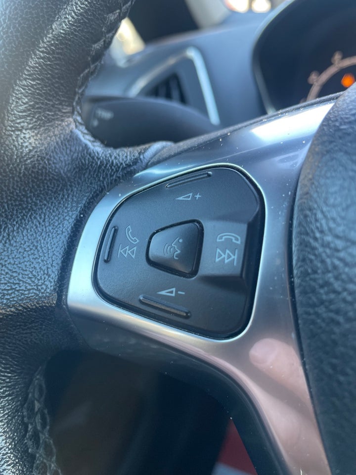 Ford B-MAX 1,0 SCTi 100 Titanium 5d