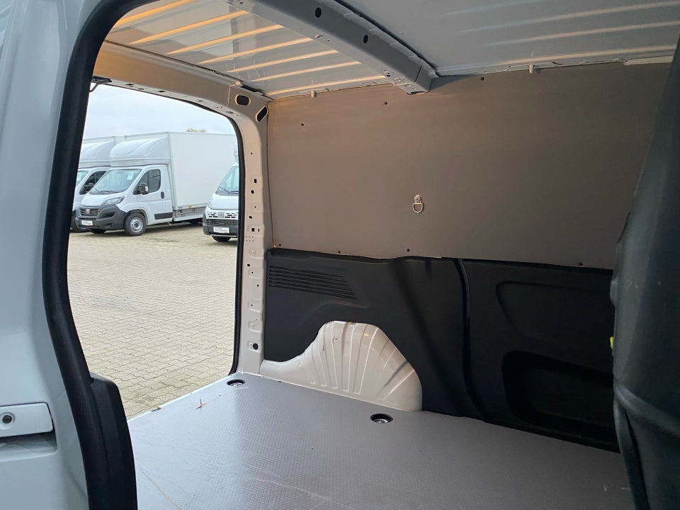 Opel Combo 1,5 D 102 Essentia L2V2