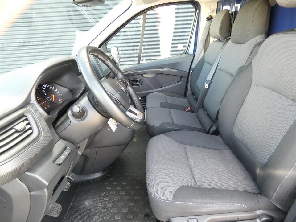 Renault Trafic 2,0 dCi 130 L2H1 Tekno