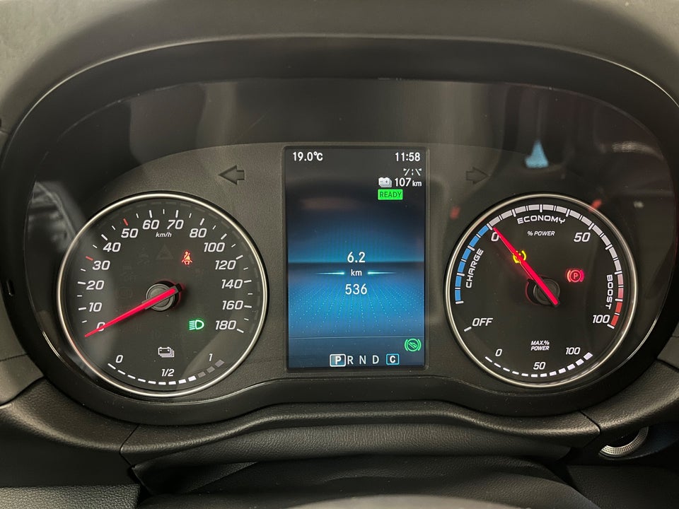 Mercedes EQT200 Premium Plus L1 5d