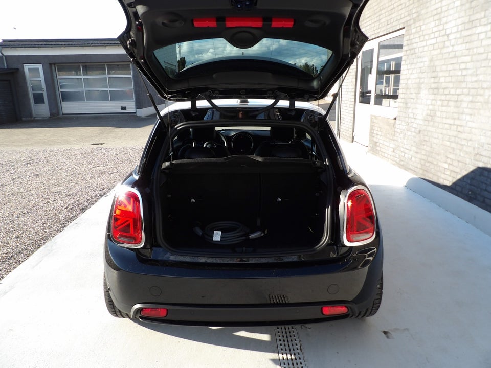 MINI Cooper SE Trim S 3d