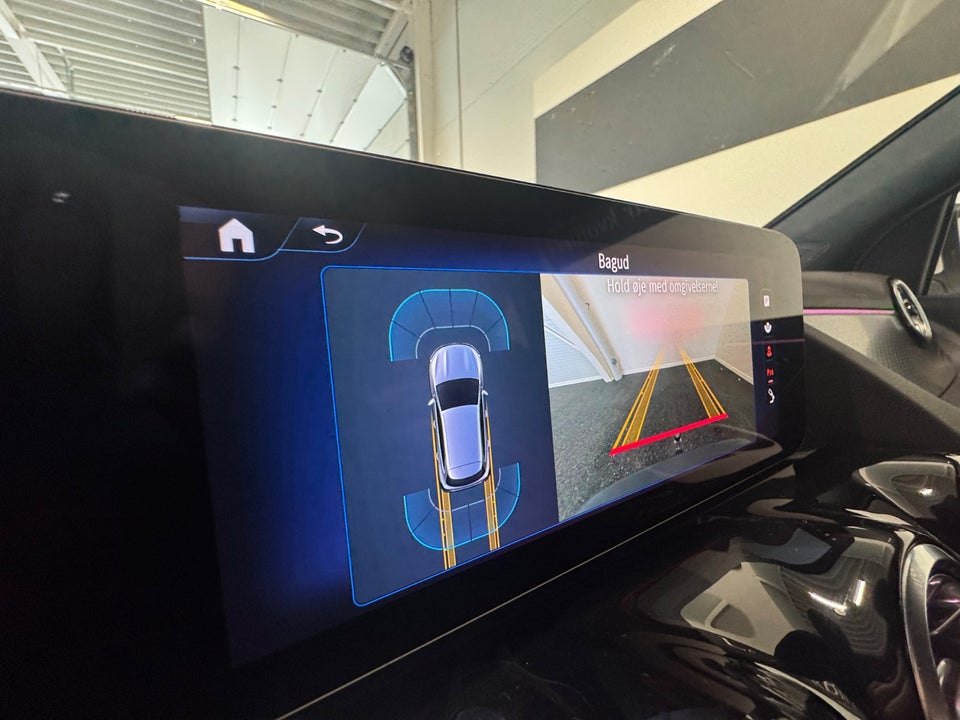 Mercedes EQA300 Progressive 4Matic 5d