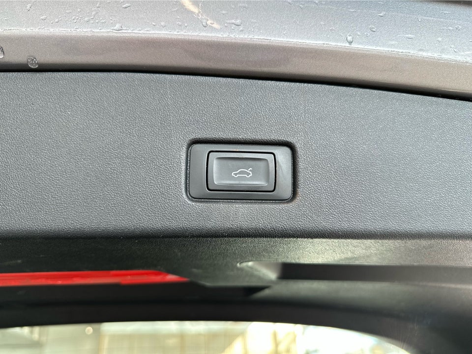 Audi Q4 e-tron 40 Attitude 5d