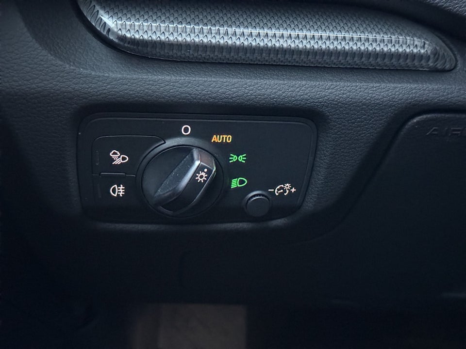 Audi A3 1,4 e-tron Sport Sportback S-tr. 5d